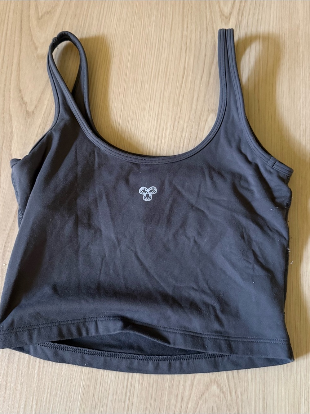 Aritzia TNA butter tank top